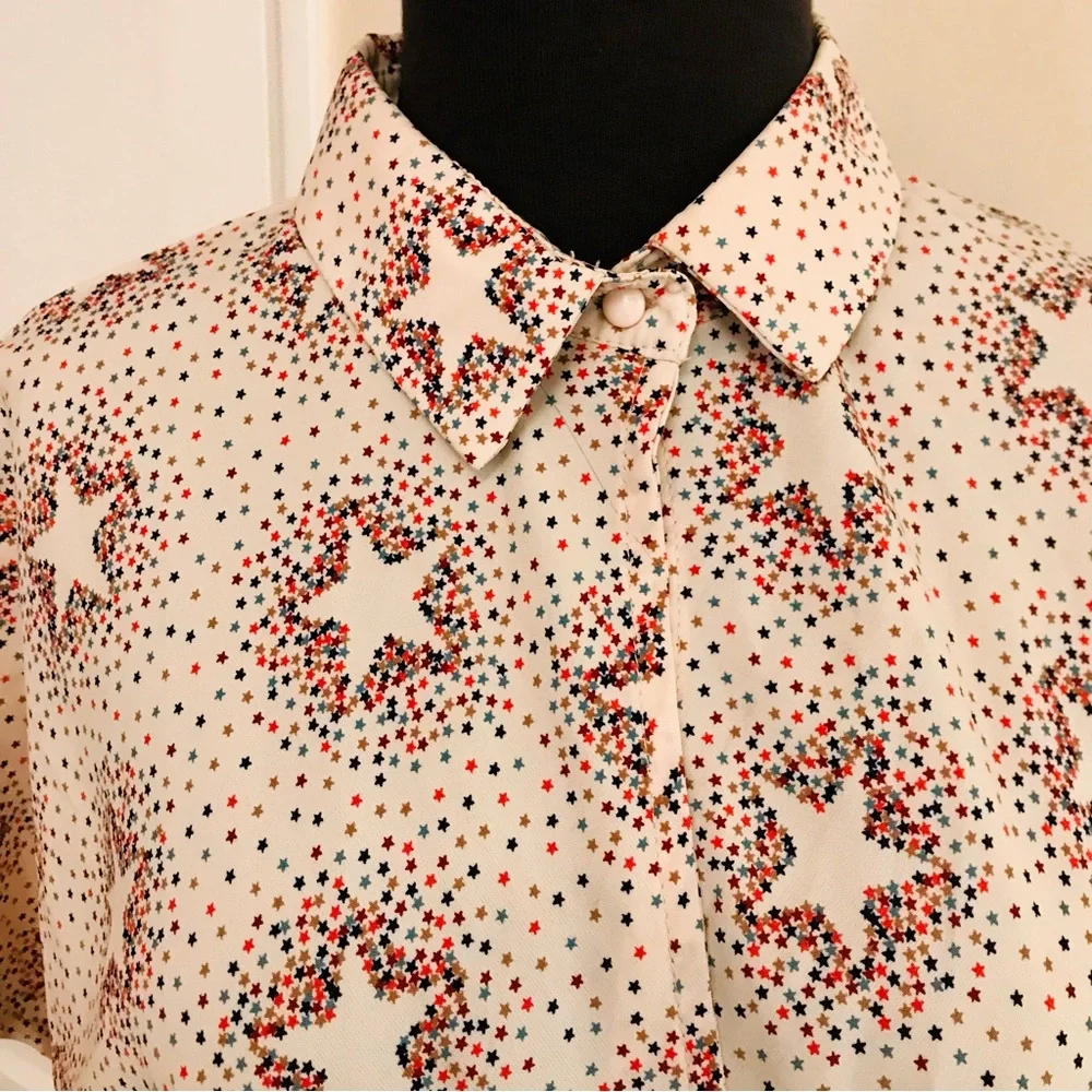Le Lis Star Print Crossover Blouse - Picture 7 of 11